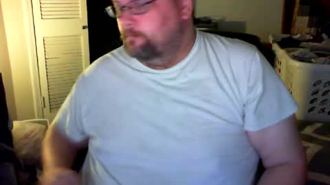 Snapshot of judobear chatting on June 12, 10:47 am Judobear online show from June 12, 10:47 am