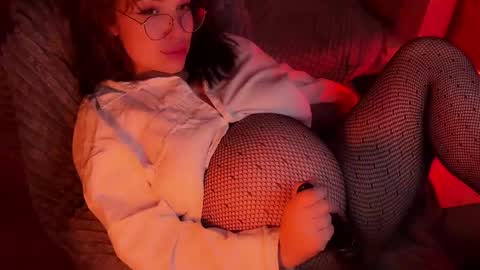 Judy online show from June 1, 8:10 pm