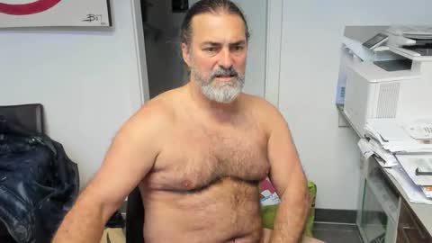 Snapshot of juergenkru chatting on November 26, 4:30 pm Giovanni50pro online show from November 26, 4:30 pm