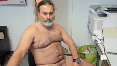 Snapshot of juergenkru chatting on November 29, 2:20 pm Giovanni50pro online show from November 29, 2:20 pm