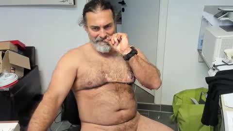 Snapshot of juergenkru chatting on December 16, 7:30 pm Giovanni50pro online show from December 16, 7:30 pm