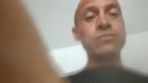 Carlos online show from February 5, 9:29 pm