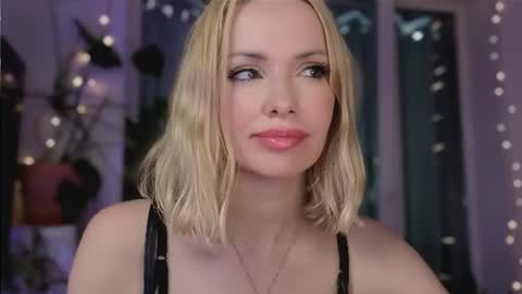 Goddess Julia online show from July 17, 6:24 pm