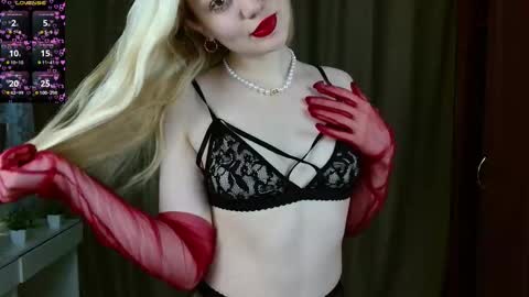 Lola  fav pattern 357595250 online show from September 24, 10:51 am