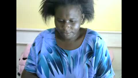 zainabu online show from December 4, 7:34 pm