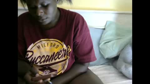 zainabu online show from December 23, 9:49 am