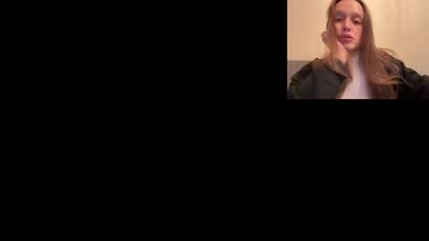 Snapshot of juicy_angels chatting on May 27, 9:34 pm alexa online show from May 27, 9:34 pm