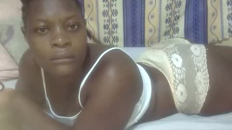 Snapshot of juicy_ass10 chatting on April 28, 8:41 am juicy_ass10 online show from April 28, 8:41 am