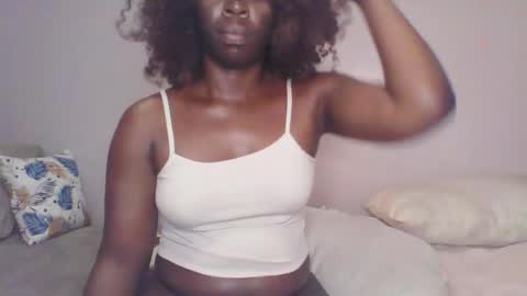 juicyass online show from September 22, 2:41 pm
