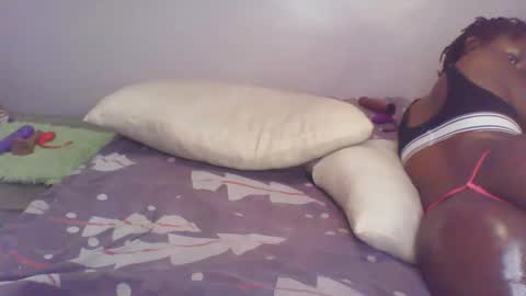 juicyass online show from September 30, 2:38 am