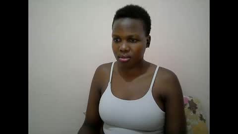 Snapshot of juicy_bella2 chatting on September 10, 10:21 pm juicy_bella2 online show from September 10, 10:21 pm
