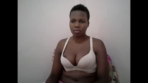 Snapshot of juicy_bella2 chatting on September 16, 8:59 am juicy_bella2 online show from September 16, 8:59 am