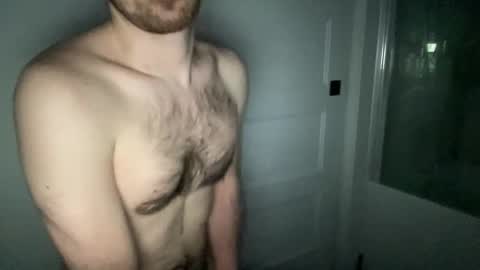 Snapshot of juicy_boy21 chatting on March 12, 11:00 pm juicy boy21 online show from March 12, 11:00 pm