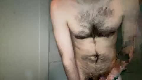 Snapshot of juicy_boy21 chatting on April 15, 10:10 pm juicy boy21 online show from April 15, 10:10 pm