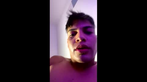 Miguel online show from December 2, 7:14 am