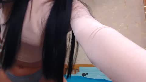 juicy_jesss online show from December 25, 8:28 pm