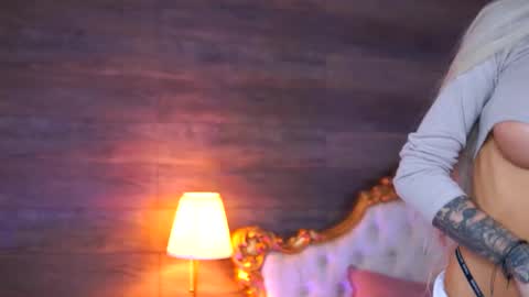 Jessye online show from November 23, 8:30 pm