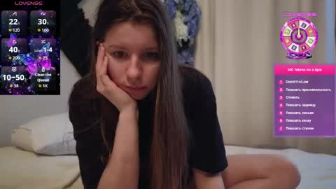Snapshot of juicy_mystery chatting on March 21, 8:52 am laura online show from March 21, 8:52 am