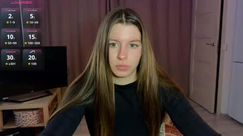 Snapshot of juicy_mystery chatting on April 17, 1:36 pm laura online show from April 17, 1:36 pm