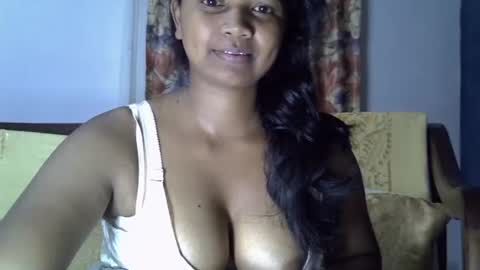 stellah online show from June 21, 3:20 am