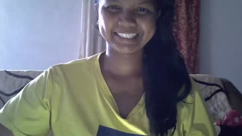 stellah online show from June 23, 8:12 am