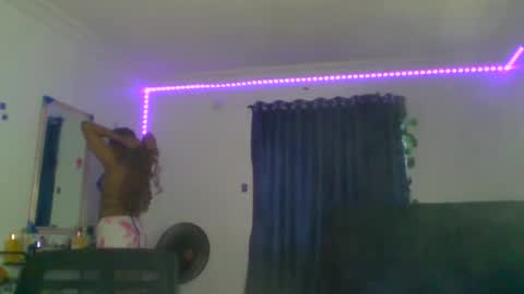 Emily online show from October 14, 8:15 am