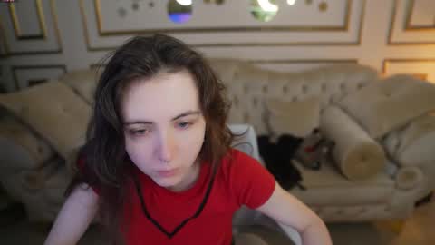 Snapshot of juicy_secrets_054 chatting on February 15, 11:30 am Elza online show from February 15, 11:30 am