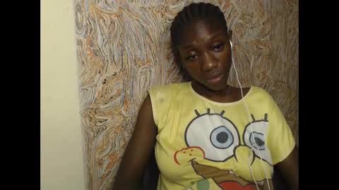 Snapshot of juicyberryx chatting on February 15, 9:48 pm queen online show from February 15, 9:48 pm
