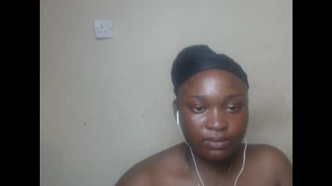 juicyboobssx online show from September 22, 8:00 pm