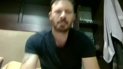 juicybooty9686 online show from July 22, 8:33 pm