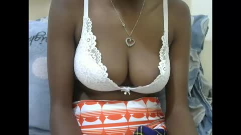 juicyebonitaa online show from November 24, 7:02 pm