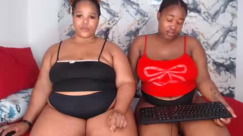 juicyjasminx online show from March 18, 9:29 pm