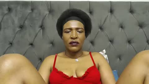 Snapshot of juicykayxxx chatting on July 28, 9:59 am Miss Kay online show from July 28, 9:59 am