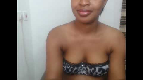 Snapshot of juicykinkx chatting on October 12, 12:26 pm juicykinkx online show from October 12, 12:26 pm