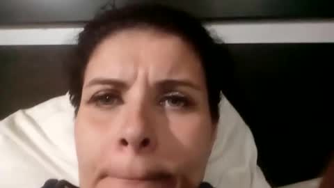 Darklover1987 online show from December 3, 8:38 am