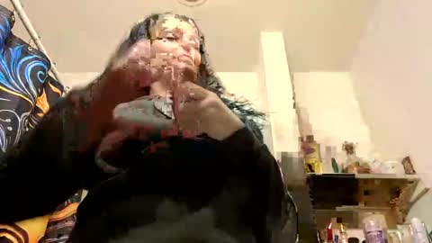 Darklover1987 online show from January 17, 8:30 am