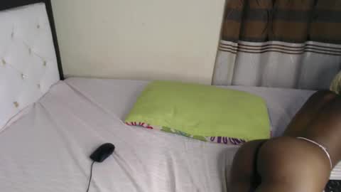 juicymunirah online show from September 30, 3:50 pm