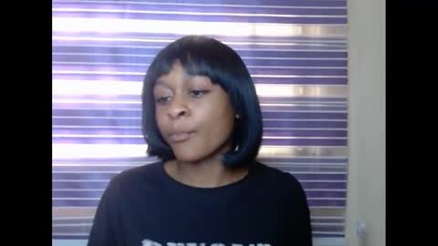 Snapshot of juicynwetx chatting on February 27, 7:23 am juicynwetx online show from February 27, 7:23 am