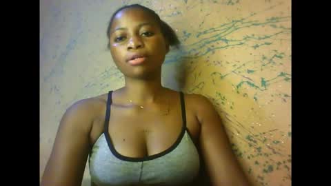 juicypiexx online show from December 18, 7:31 pm