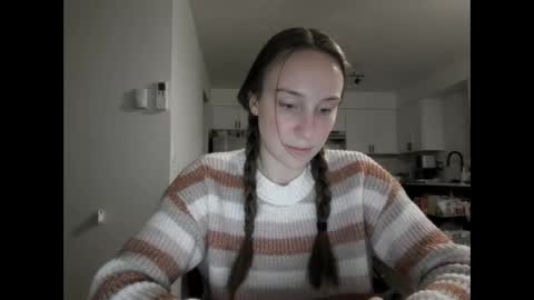 Snapshot of juicysavanah chatting on November 28, 5:43 am Sav online show from November 28, 5:43 am