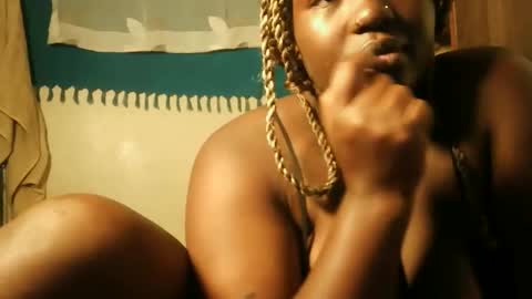 juicyslurrt online show from February 5, 10:20 am