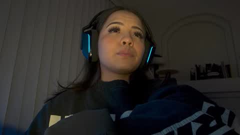 Snapshot of juicytempt8tion chatting on October 23, 10:03 am JuicyAssTemptation online show from October 23, 10:03 am