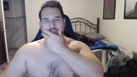 jules25 online show from December 4, 11:13 pm