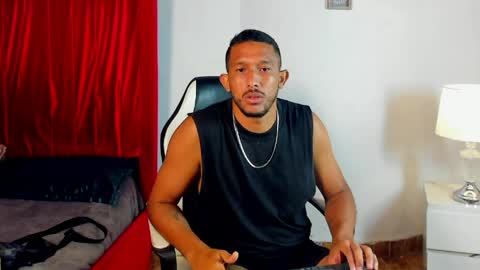 jules_crof300 online show from June 6, 3:17 pm