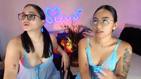 Jules and Gia online show from February 18, 8:47 pm