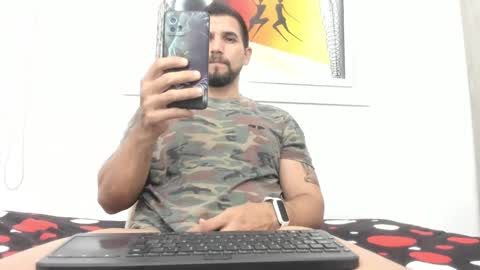 Jules online show from January 3, 8:32 pm