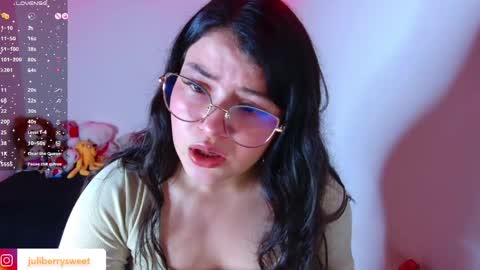 Juliana online show from April 9, 2:22 am