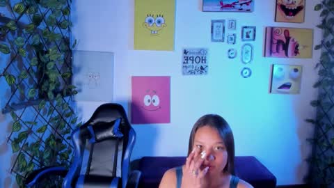 Snapshot of juli_w1 chatting on February 15, 2:58 pm julieta online show from February 15, 2:58 pm