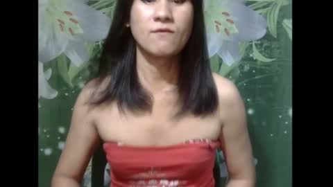Snapshot of julia111987 chatting on June 28, 1:28 pm JULIA online show from June 28, 1:28 pm