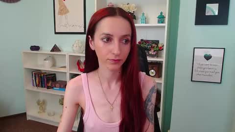 JuliaJae online show from November 19, 7:41 am